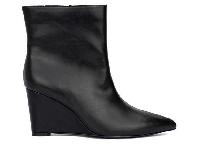 Fashion to Figure Hayley Wide Width Wedge Bootie in Black Wide color