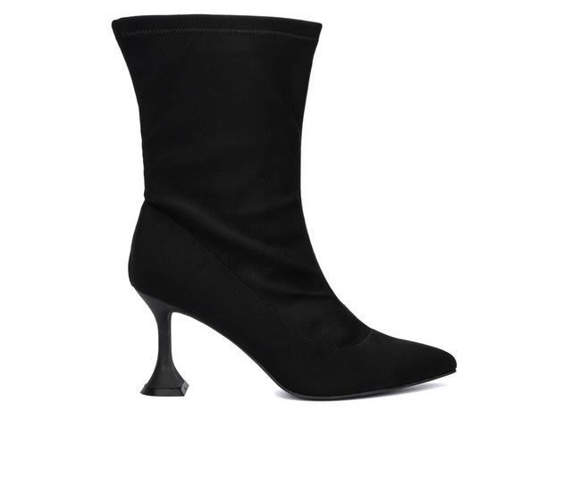 Women's Fashion to Figure Kia Wide Width Heeled Booties in Black Wide color