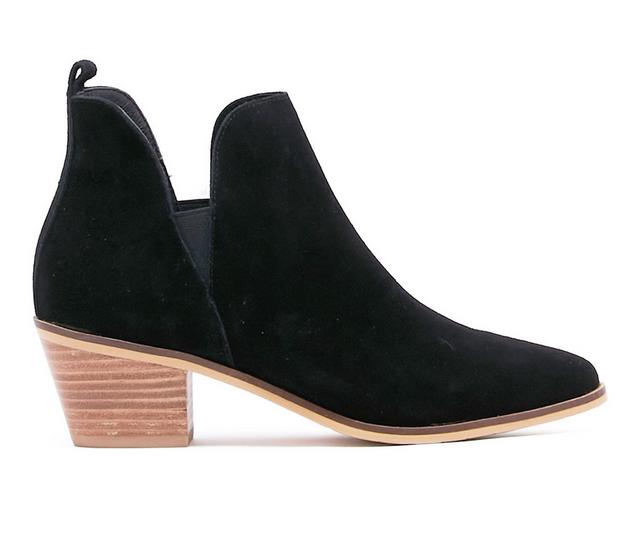 Women's Chelsea Crew William Heeled Booties in Black color