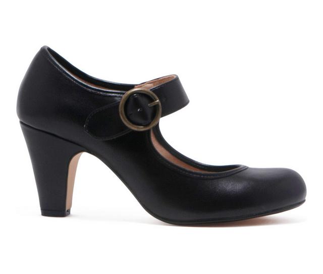 Women's Chelsea Crew Madeline Pumps in Black color