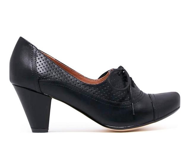 Women's Chelsea Crew Maytal Pumps in Black color