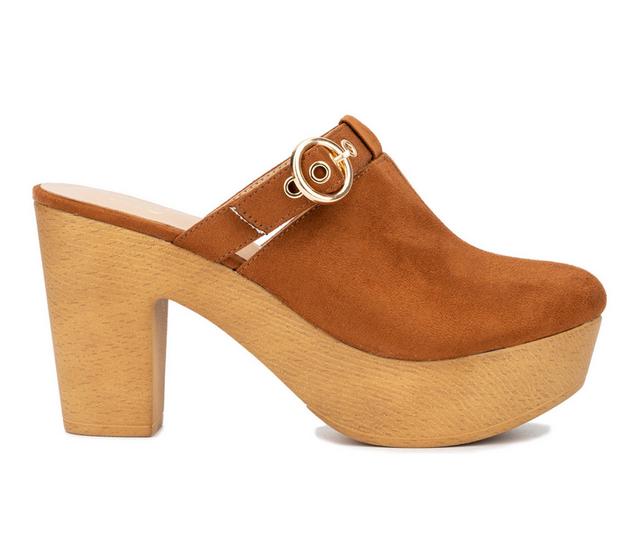 Women's New York and Company Nyomi Platform Clogs in Cognac color