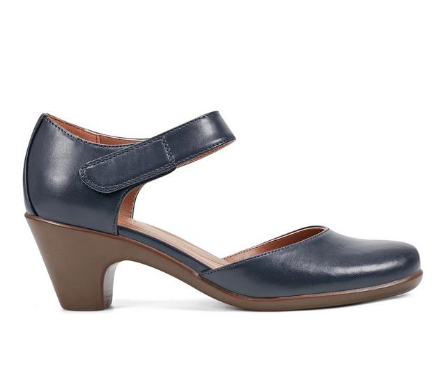 Women's Easy Spirit Casity Pumps in Navy color