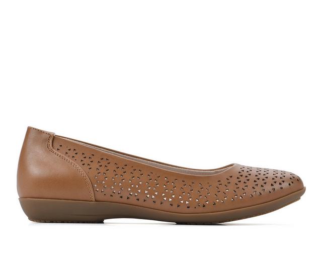 Women's Cliffs by White Mountain Cindy Flats in Tan Smooth color