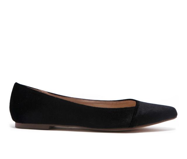 Women's Chelsea Crew Pammy Flats in Black color