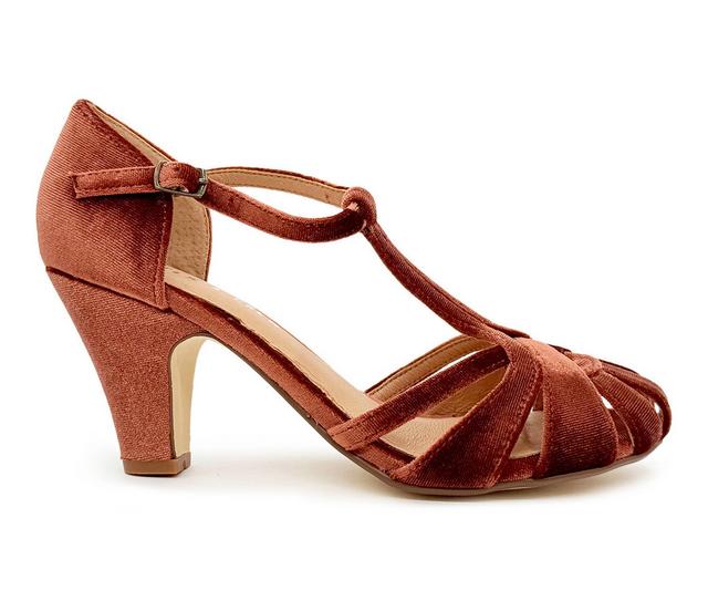 Women's Chelsea Crew Sergi Pumps in Rust color