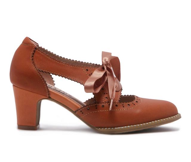 Women's Chelsea Crew Donna Pumps in Tan color