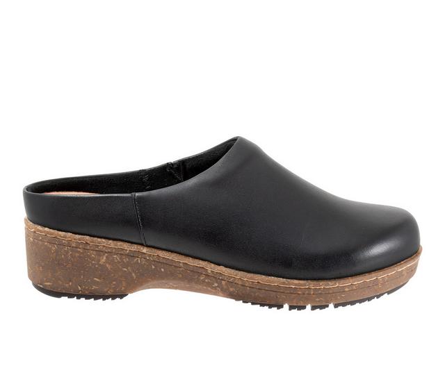 Women's Softwalk Arvada Clogs in Black color