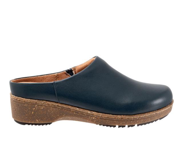 Women's Softwalk Arvada Clogs in Navy color