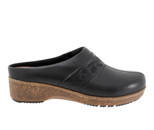 Women's Softwalk Aurora 3.0 Clogs in Black color