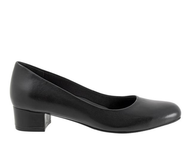 Women's Trotters Dream Pumps in Black color