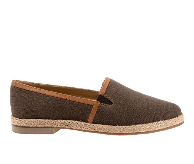 Women's Trotters Estelle Casual Loafers in Brown color