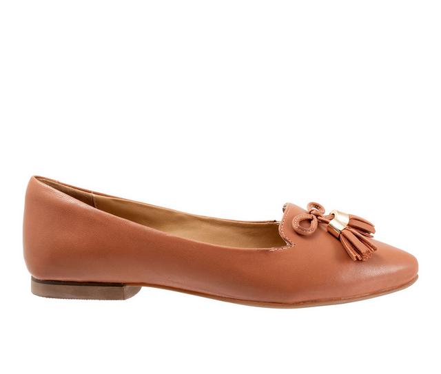 Women's Trotters Hope Flats in Blush color