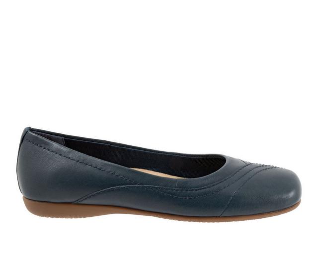 Women's Trotters Sasha Flats in Navy color