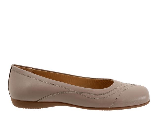 Women's Trotters Sasha Flats in Stone color