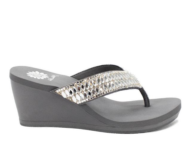 Women's Yellow Box Sana Flip-Flops in Gray color