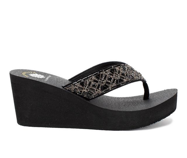 Women's Yellow Box Whittier Flip-Flops in Black color