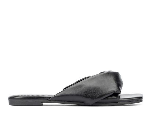 Women's Fashion to Figure Pamela Wide Width Sandals in Black W color