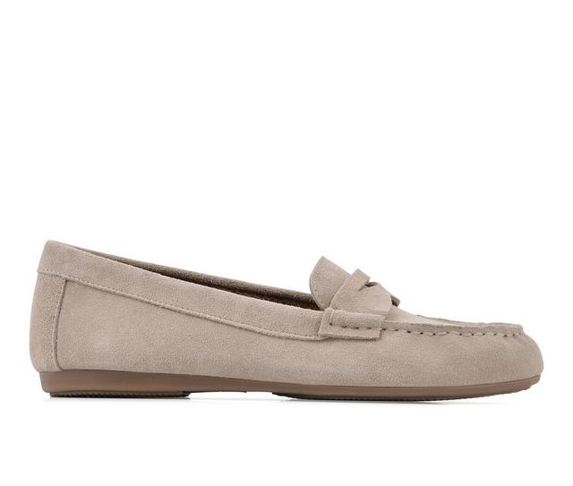 Women's White Mountain Deutzia Loafers in Sandalwood color