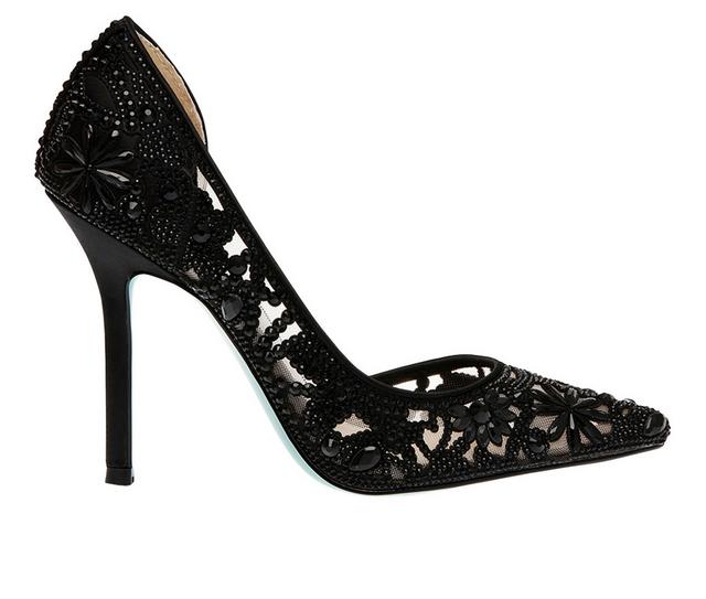 Women's Betsey Johnson Chic Pumps in Black color