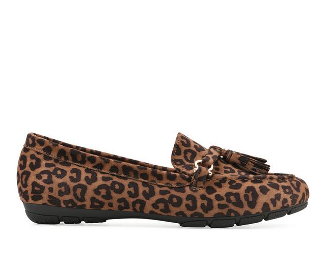 Women's Cliffs by White Mountain Gush Loafers in Dk Tan Leopard color