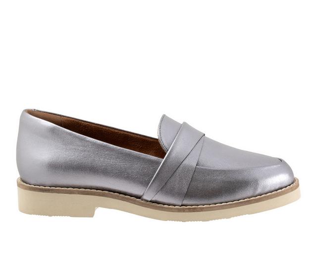 Women's Softwalk Walsh Loafers in Pewter color