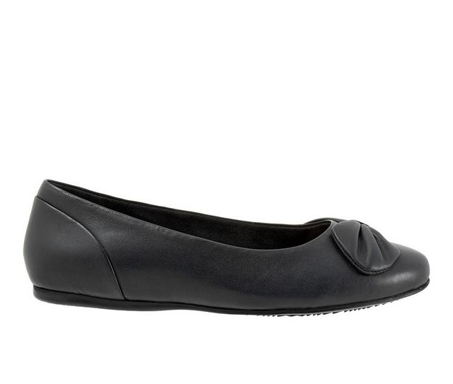 Women's Softwalk Sofia Flats in Black color