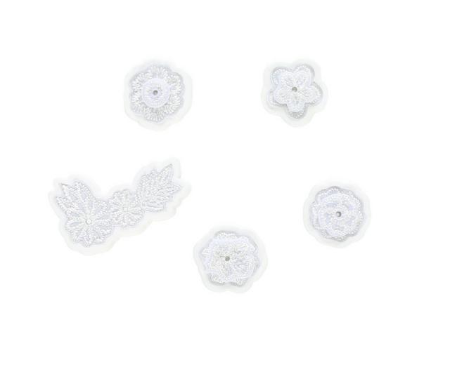 Crocs Jibbitz Premium 5 Packs in Elegant Floral color