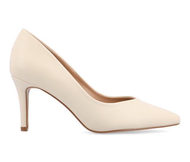 Women's Journee Collection Gabriella Pumps in Cream color