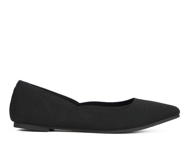 Women's Me Too Linza 15 Flats in Black color