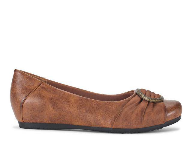Women's Baretraps Mabley Flats in Brown color