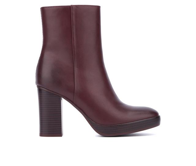 Women's New York and Company Fay Block Heel Booties in Burgundy color