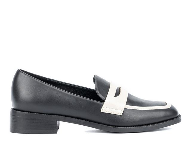 Women's Torgeis Teagan Loafers in Black/White color