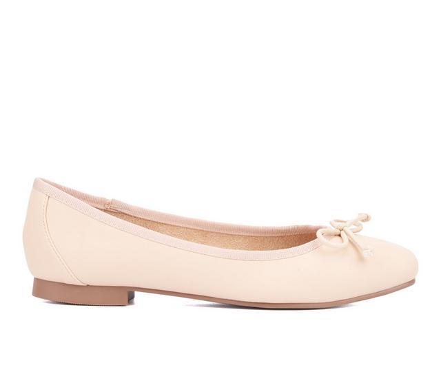 Women's New York and Company Paulina Flats in Nude color