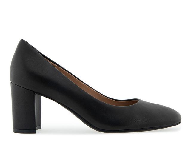 Women's Aerosoles Betsy Pumps in Black Leather color