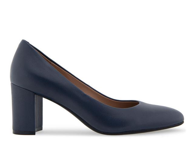 Women's Aerosoles Betsy Pumps in Navy Leather color