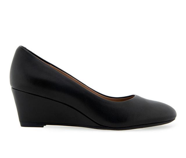 Women's Aerosoles Iris Wedges in Black Leather color