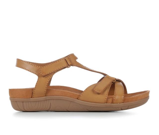 Women's Baretraps Jaxen in Caramel color