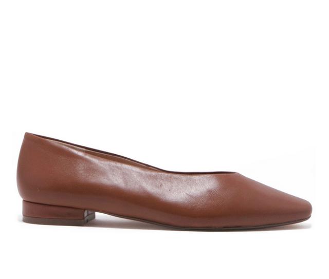 Women's Chelsea Crew Slick Flats in Tan color