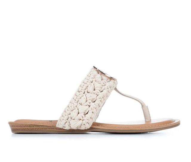 Daisy Fuentes Penelope Sandals in Vanilla color