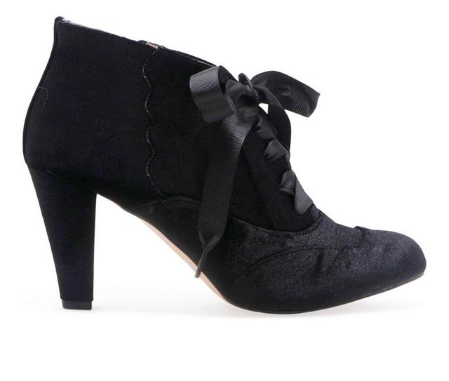 Women's Chelsea Crew Taylor Heeled Booties in Black color