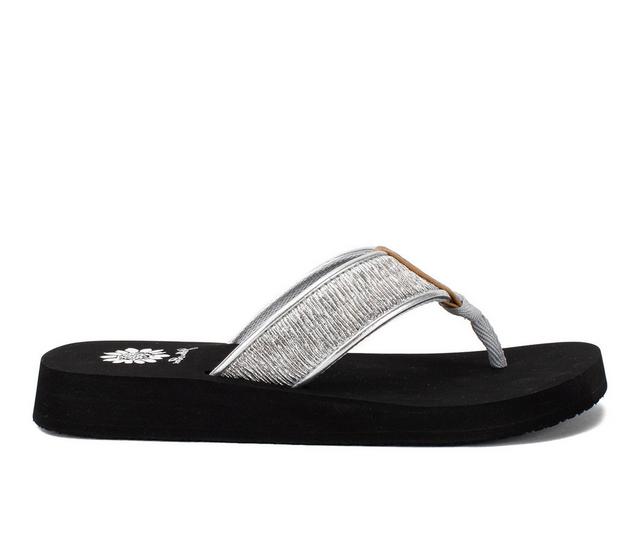 Women's Yellow Box Farah Flip-Flops in Silver color