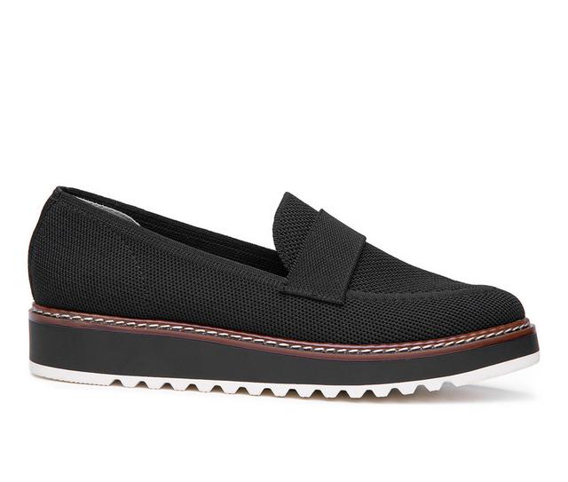 Women's Me Too Arely Loafers in Black color