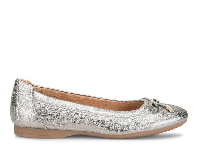 Women's Comfortiva Keegan Flats in Grey-Gold color