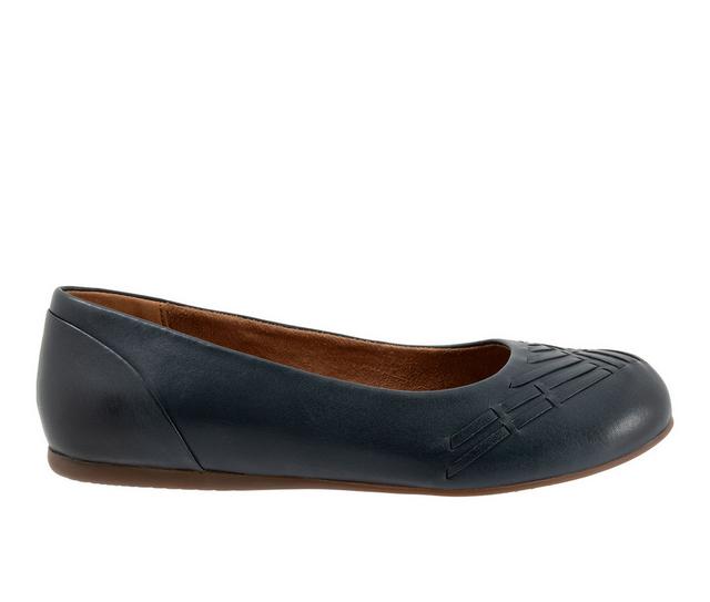 Women's Softwalk Sonoma Weave Flats in Navy color