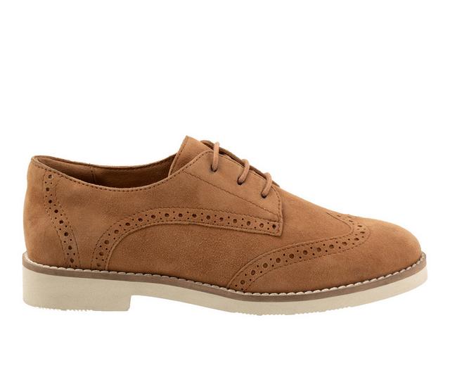 Women's Softwalk Willet Oxfords in Camel color