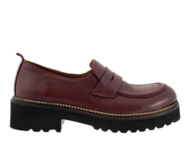 Women's Bueno Annie Lugged Loafers in Merlot color