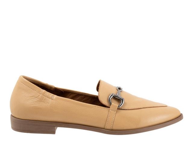 Women's Bueno Bowie Loafers in Light Beige color