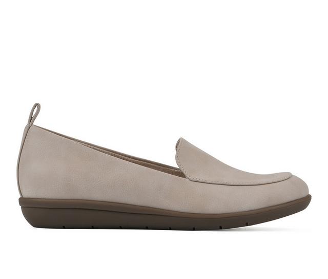Women's Cliffs by White Mountain Twiggy Loafers in Light Taupe color