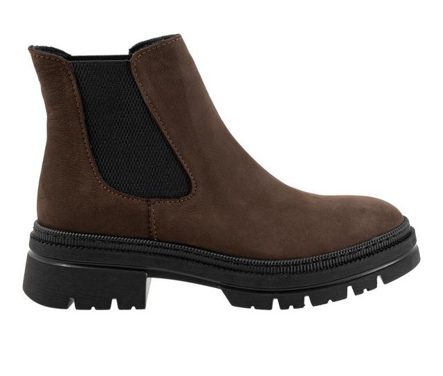 Women's Bueno Darla Chelsea Boots in Brown Nubuck color